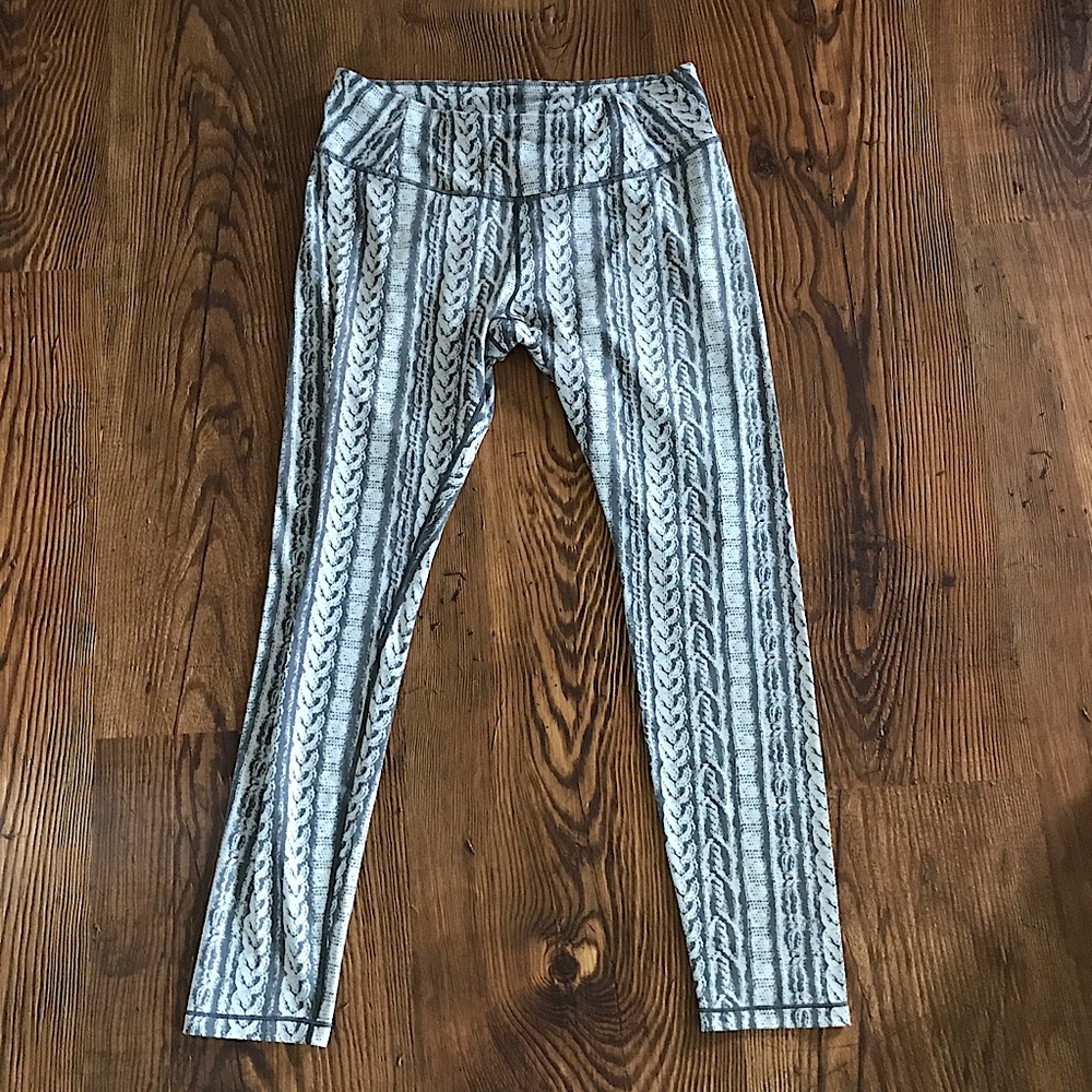 EUC CALIA by Carrie Underwood Leggings Large
